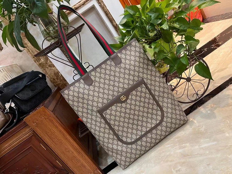 Gucci Handbags 993